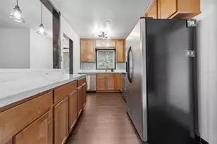 15204 Monet Dr, Tampa, FL 33613 - Photo 21