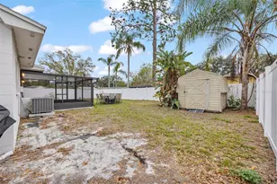 15204 Monet Dr, Tampa, FL 33613 - Photo 5