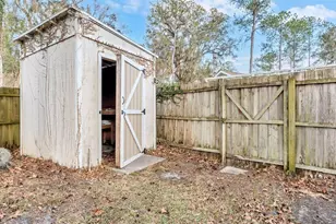 805 Darby Ln, Brooksville, FL 34601 - Photo 29