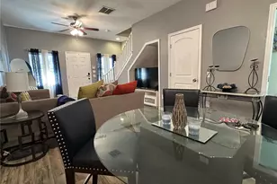 13141 Kings Crossing Dr, Gibsonton, FL 33534 - Photo 9