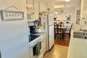 2000 E Bay Dr, Largo, FL 33771 - Photo 13