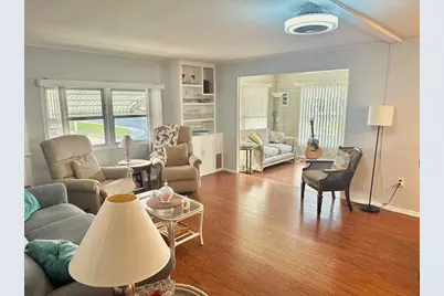 2000 E Bay Drive #102, Largo, FL 33771 - Photo 3