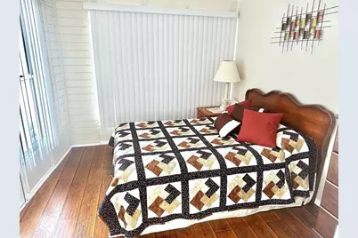 2000 E Bay Drive #102, Largo, FL 33771 - Photo 11