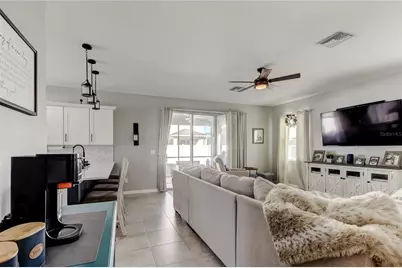 5647 Fisher Glen Loop, Wesley Chapel, FL 33545 - Photo 17