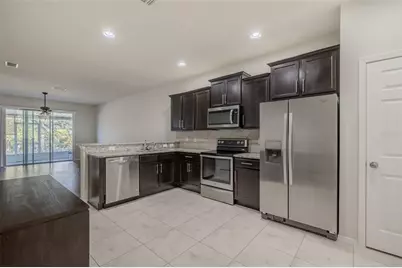 4734 White Sanderling Ct Court, Tampa, FL 33619 - Photo 3