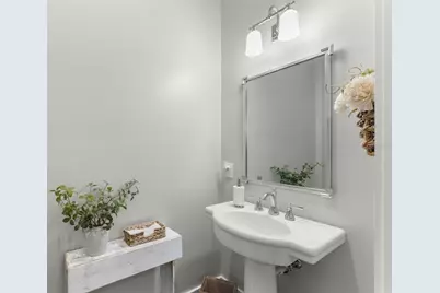 435 13th Avenue N, Saint Petersburg, FL 33701 - Photo 21