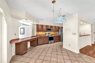 2545 Mason Oaks Dr, Valrico, FL 33596 - Photo 9