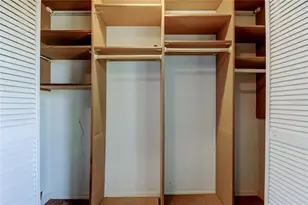 8350 Savannah Trace Cir, Tampa, FL 33615 - Photo 17