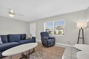 301 Andover Pl S, Sun City Center, FL 33573 - Photo 9