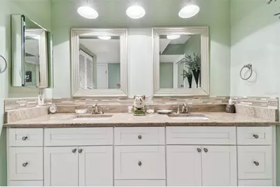 301 Mariner Drive #301, Tarpon Springs, FL 34689 - Photo 15