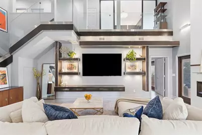 648 Santa Maria Drive, Tierra Verde, FL 33715 - Photo 13