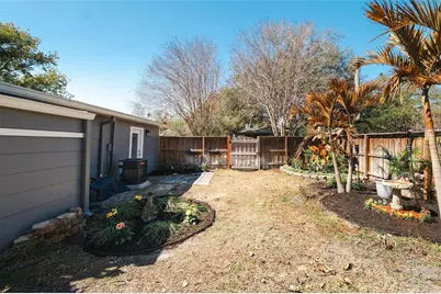 300 E Idlewild Avenue, Tampa, FL 33604 - Photo 43