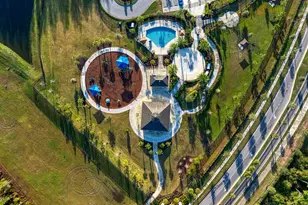 33805 Astoria Cir, Wesley Chapel, FL 33545 - Photo 65