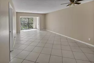 2002 Blue Hawk Ct, Clearwater, FL 33762 - Photo 7