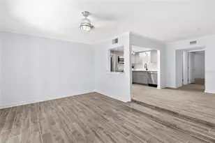 505 Plaza Seville Ct, Treasure Island, FL 33706 - Photo 9