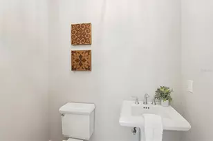 104 Palmera Blvd NE, Saint Petersburg, FL 33704 - Photo 31