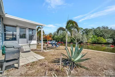 106 S Saint Thomas Circle, Apollo Beach, FL 33572 - Photo 21