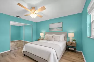 13400 91st Ave, Seminole, FL 33776 - Photo 21