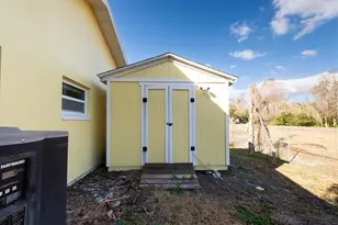 13400 91st Ave, Seminole, FL 33776 - Photo 21