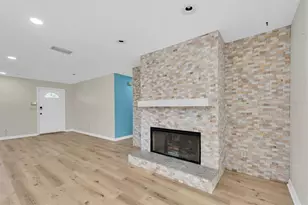 13400 91st Ave, Seminole, FL 33776 - Photo 5