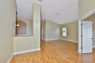11813 Stonewood Gate Dr, Riverview, FL 33579 - Photo 3