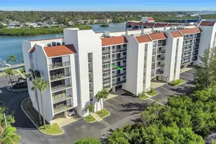 19111 Vista Bay Dr, Indian Shores, FL 33785 - Photo 37