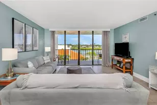 19111 Vista Bay Dr, Indian Shores, FL 33785 - Photo 17