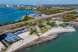 7310 Sunshine Skyway Ln S, Saint Petersburg, FL 33711 - Photo 51