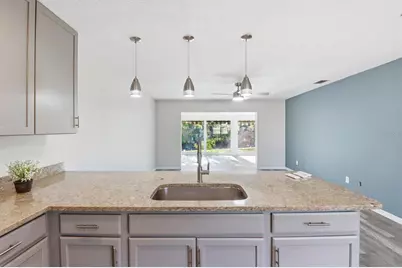 11372 W Bayshore Drive, Crystal River, FL 34429 - Photo 5