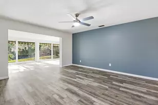 11372 W Bayshore Dr, Crystal River, FL 34429 - Photo 11