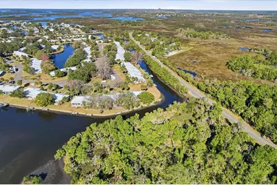 11372 W Bayshore Drive, Crystal River, FL 34429 - Photo 43