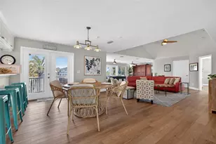 1902 Arrowhead Dr NE, Saint Petersburg, FL 33703 - Photo 5