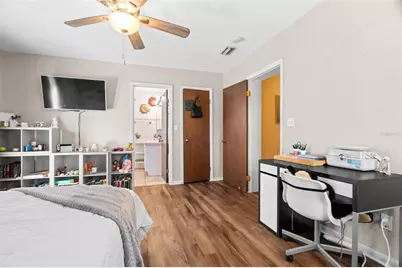 6800 16th Street N, Saint Petersburg, FL 33702 - Photo 17