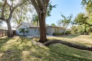 6952 122nd St, Seminole, FL 33772 - Photo 23