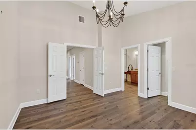 205 49th Avenue N, Saint Petersburg, FL 33703 - Photo 27