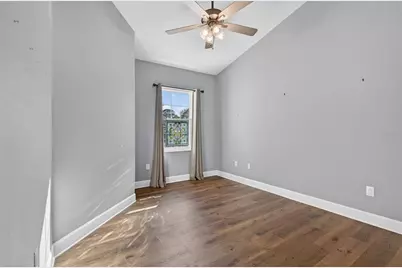 205 49th Avenue N, Saint Petersburg, FL 33703 - Photo 19