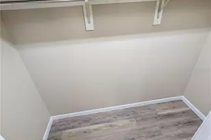 11513 Valencia Dr, Seffner, FL 33584 - Photo 15