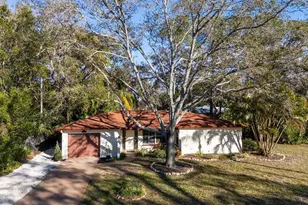 236 North St, Palm Harbor, FL 34683 - Photo 1