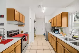 318 E Patterson St, Tampa, FL 33604 - Photo 5