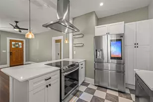 806 E Genesee St, Tampa, FL 33603 - Photo 9