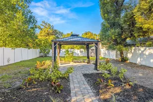 806 E Genesee St, Tampa, FL 33603 - Photo 29