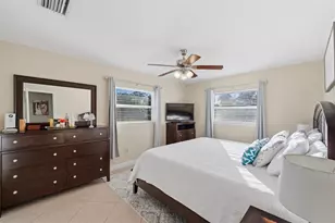 1957 Souvenir Dr, Clearwater, FL 33755 - Photo 27