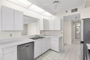 8001 Sailboat Key Blvd S, Saint Pete Beach, FL 33707 - Photo 13