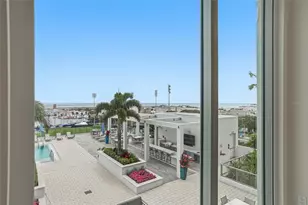 301 1st St S, Saint Petersburg, FL 33701 - Photo 35