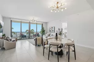 301 1st St S, Saint Petersburg, FL 33701 - Photo 17