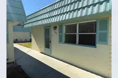 101 Cambridge Trail #212, Sun City Center, FL 33573 - Photo 1