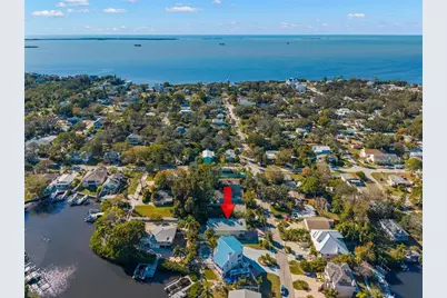 349 Kentucky Avenue, Crystal Beach, FL 34681 - Photo 43