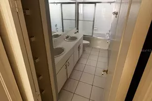 229 Chardonnay Pl, Valrico, FL 33594 - Photo 17