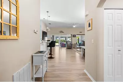 1025 New Winsor Loop #28, Sun City Center, FL 33573 - Photo 19