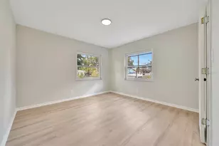 2003 E Hanna Ave, Tampa, FL 33610 - Photo 47